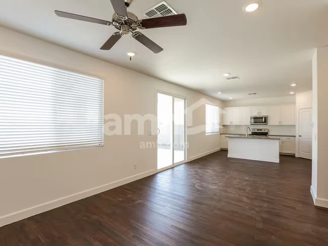 8863 N 171st Dr Waddell, AZ 85355 photo 5