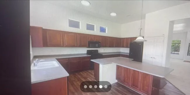 5322 W La Salle St Laveen, AZ 85339 photo 2