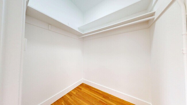 1053 Bush St San Francisco, CA 94109 photo 5