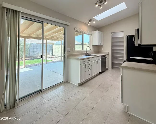 3005 W Ross Ave Phoenix, AZ 85027 photo 5