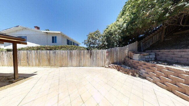 5239 Tipton St San Diego, CA 92115 photo 3
