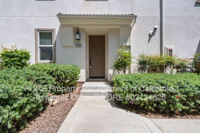 31888 Calle Luz Temecula, CA 92592 photo 3