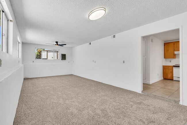 4743 Choctaw Dr San Diego, CA 92115