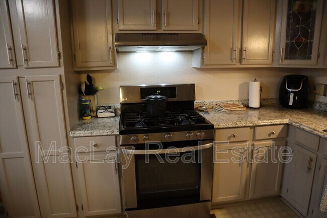 408 W Elgin St Chandler, AZ 85225 photo 4