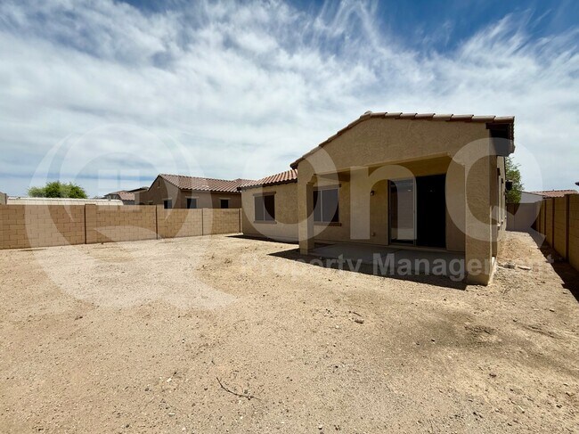23782 W Harrison Dr Buckeye, AZ 85326 photo 4