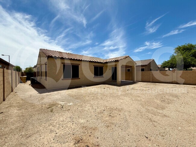 23782 W Harrison Dr Buckeye, AZ 85326 photo 5