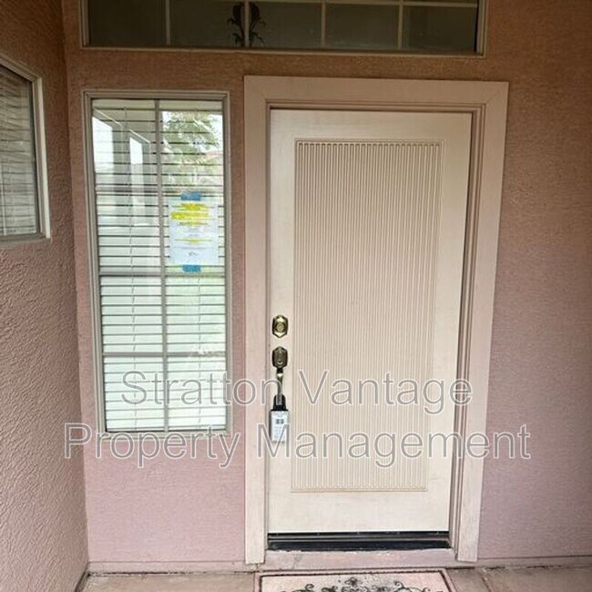 11613 S 174th Ave Goodyear, AZ 85338 photo 3