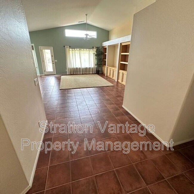 11613 S 174th Ave Goodyear, AZ 85338 photo 5