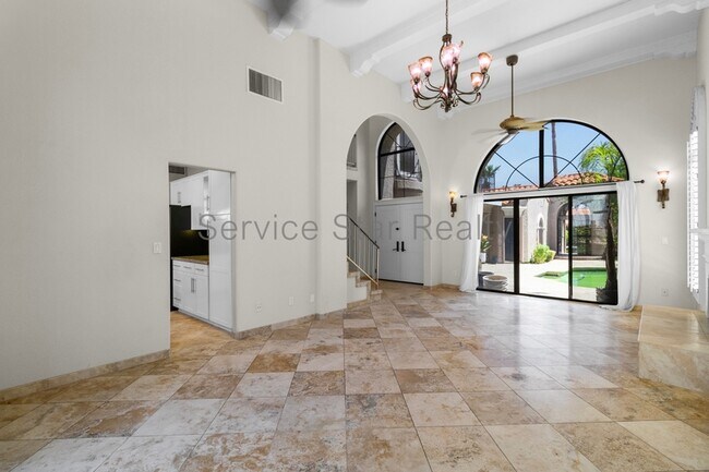 8750 E Vía Del Valle Scottsdale, AZ 85258 photo 5
