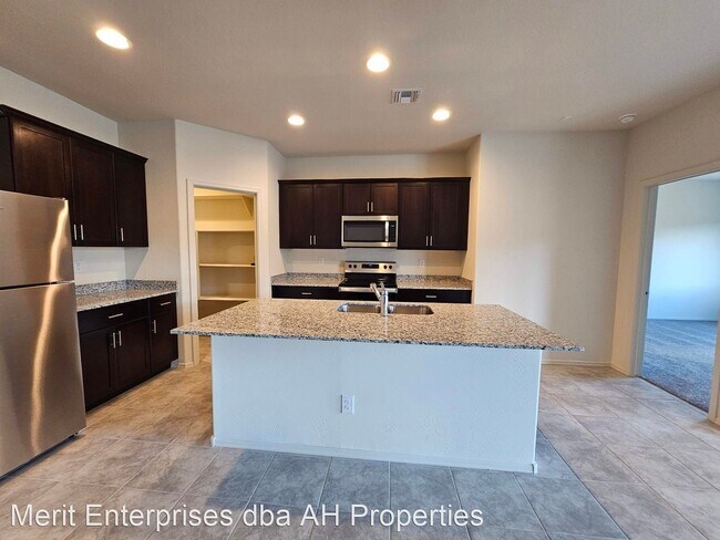 18206 N Presley Ln Maricopa, AZ 85138 photo 3