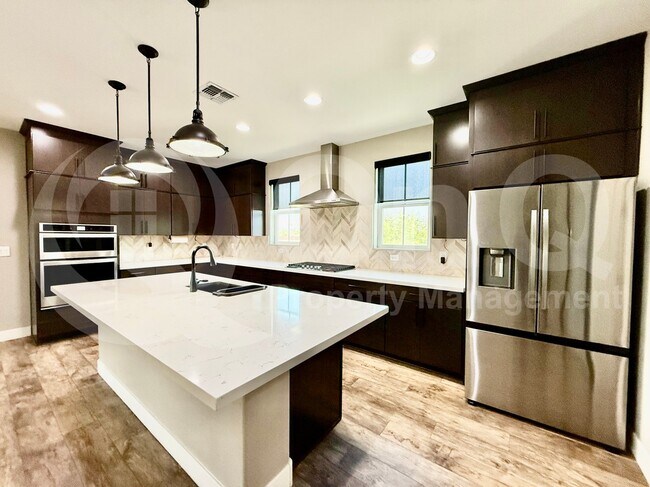 687 W Flintlock Way Chandler, AZ 85286 photo 3