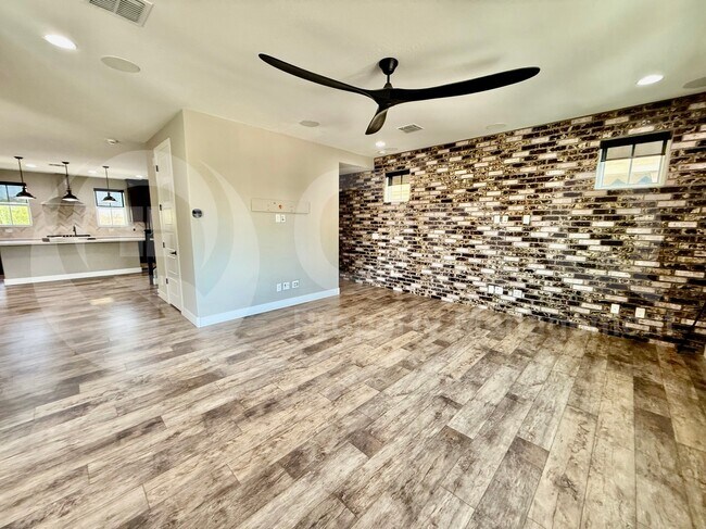 687 W Flintlock Way Chandler, AZ 85286 photo 5
