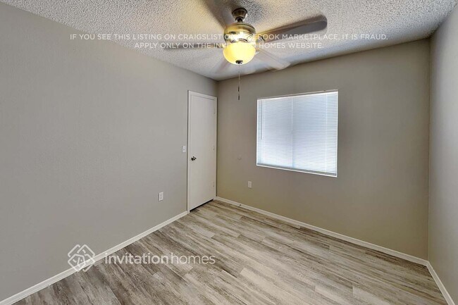 550 N 64th St Mesa, AZ 85205 photo 4