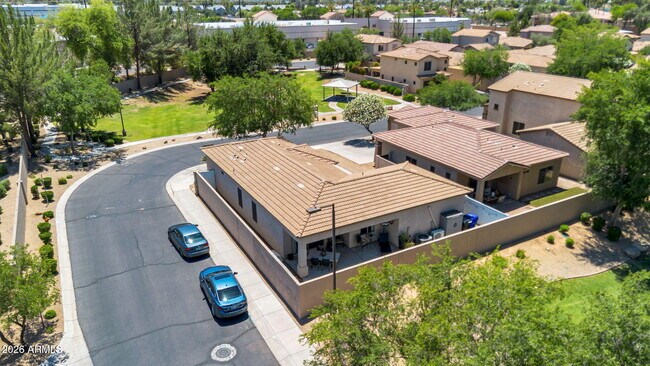 948 E Savannah Dr Chandler, AZ 85225 photo 4