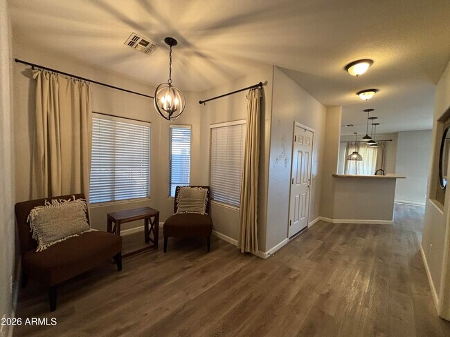 948 E Savannah Dr Chandler, AZ 85225 photo 5
