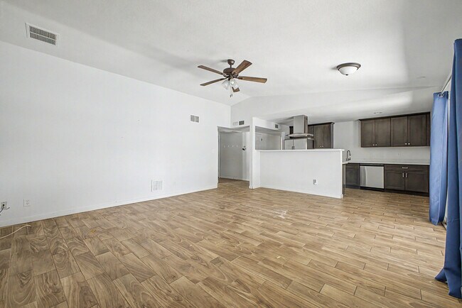 13608 N 41st Pl Phoenix, AZ 85032 photo 5