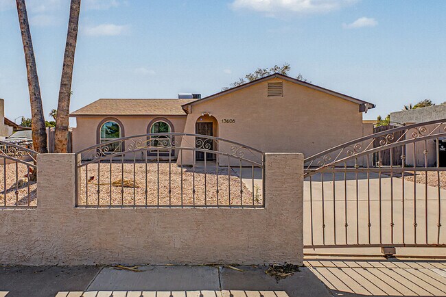 13608 N 41st Pl Phoenix, AZ 85032 photo 4