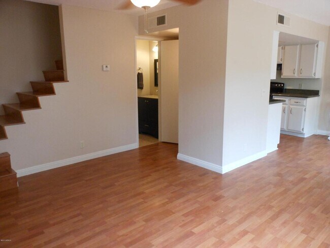 1255 N 84th Pl Scottsdale, AZ 85257 photo 4