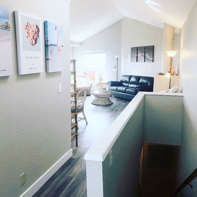 605 S Myers St Oceanside, CA 92054 photo 3