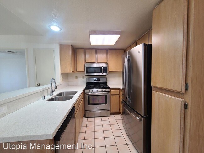 415 Ribbon Beach Way Oceanside, CA 92058 photo 5