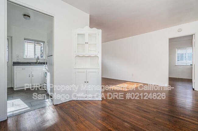 2150 Abbott St San Diego, CA 92107 photo 2