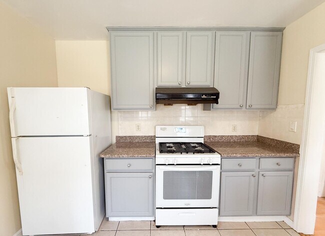 2308-2310 26th Ave. photo 5