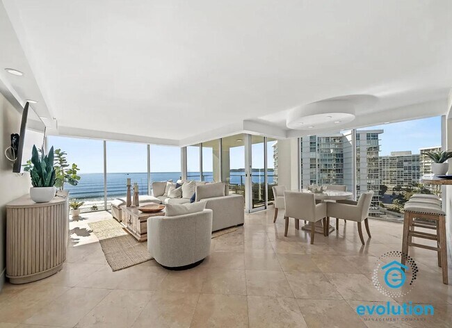 1810 Avenida Del Mundo Coronado, CA 92118