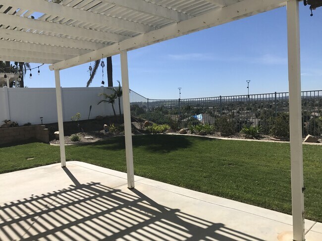 373 Point Windemere Pl Oceanside, CA 92057 photo 3