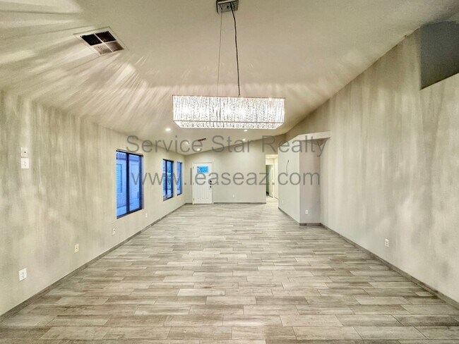 1538 W Vaughn Ave Gilbert, AZ 85233 photo 4