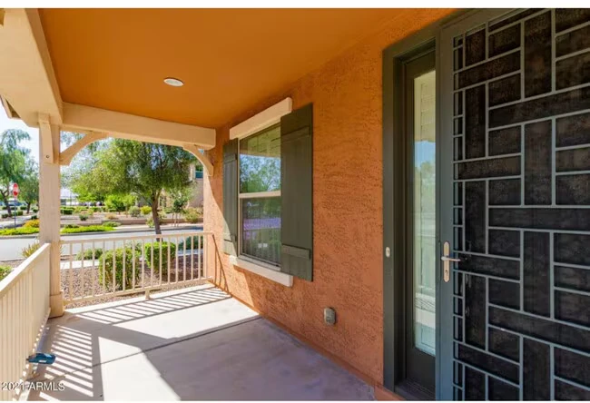 14902 W Valentine St Surprise, AZ 85379 photo 2