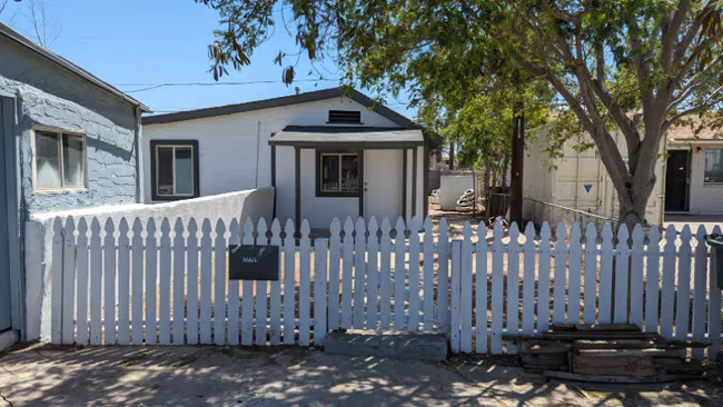 1841 E Harvard St Phoenix, AZ 85006 photo 2