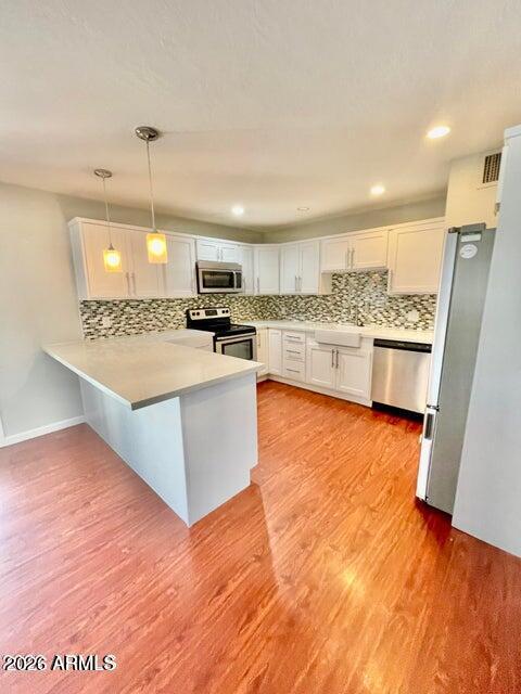 6820 E Moreland St photo 3