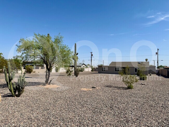 11319 E 5th Ave Apache Junction, AZ 85120 photo 2