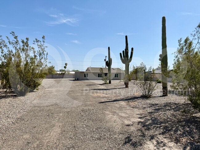 11319 E 5th Ave Apache Junction, AZ 85120 photo 3