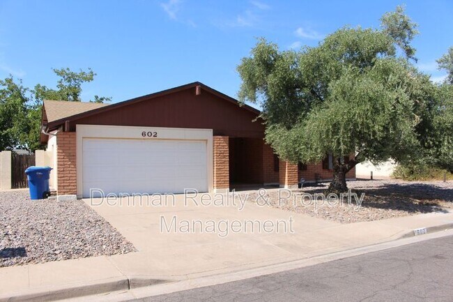 602 W Kilarea Ave Mesa, AZ 85210 photo 5