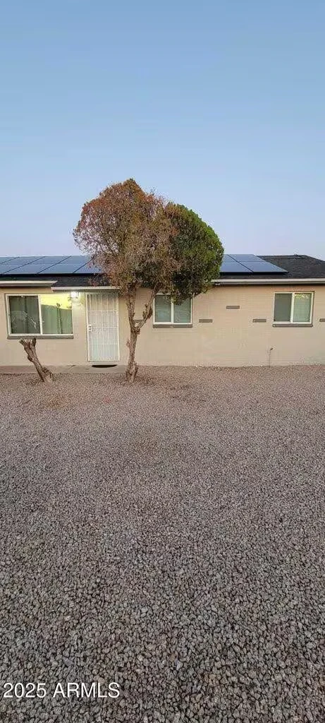 6717 N 53rd Ave Glendale, AZ 85301 photo 2