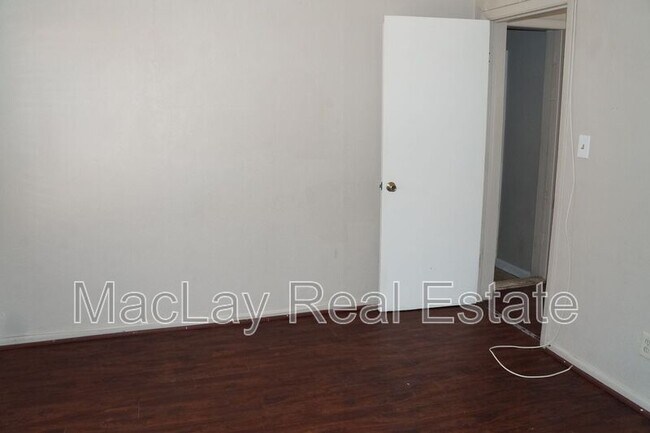 2227 N 24th Pl Phoenix, AZ 85008 photo 3