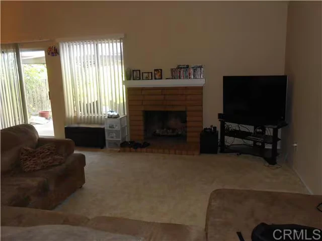 2532 Crosshaven Ln San Diego, CA 92139 photo 2