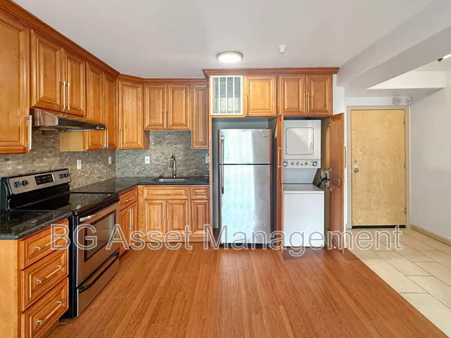 1459 MacArthur Blvd Oakland, CA 94602 photo 2