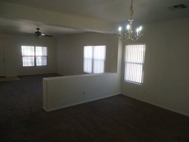 15425 W Sierra St Surprise, AZ 85379 photo 3