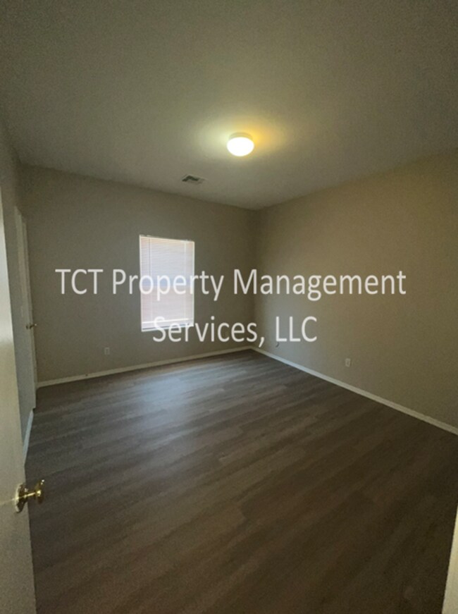 9136 W Cambridge Ave Phoenix, AZ 85037 photo 5