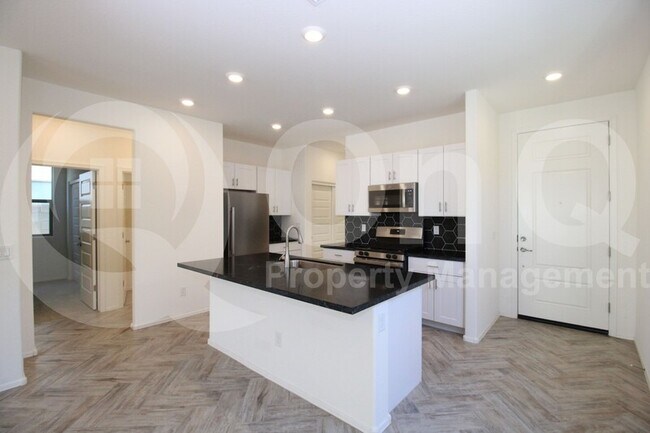 13133 N 146th Ln Surprise, AZ 85379 photo 5