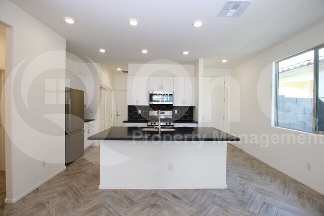 13133 N 146th Ln Surprise, AZ 85379 photo 3