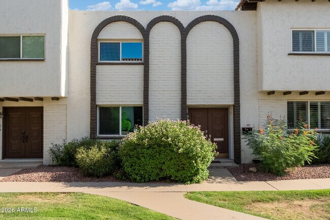 4208 N Parkway Ave Scottsdale, AZ 85251 photo 4