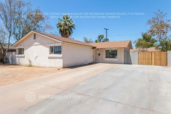 4824 W Catalina Dr Phoenix, AZ 85031 photo 2