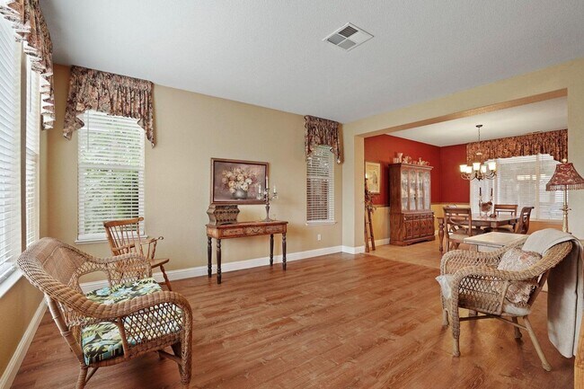 549 Glenbriar Cir Tracy, CA 95377 photo 2