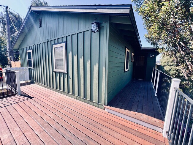 147 Mildred Way El Cajon, CA 92019 photo 5