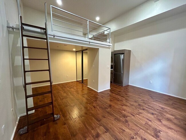 550 Jessie St San Francisco, CA 94103 photo 2