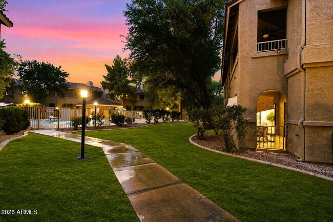 15050 N Thompson Peak Pkwy Scottsdale, AZ 85260 photo 4