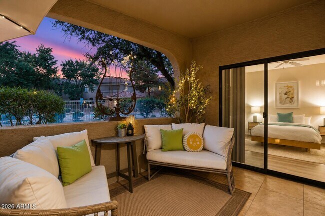 15050 N Thompson Peak Pkwy Scottsdale, AZ 85260